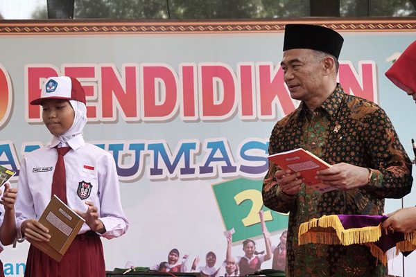  Pendidikan Karakter Bikin Siswa di SD Ini Betah Belajar