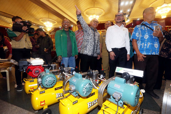  FOTO: BPJS Ketenagakerjaan Bagikan Alat Bantu Untuk 160 Disabilitas di Jabar