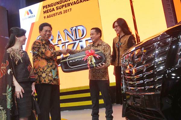  Penyerahan Hadiah Program Mega Super Vaganza