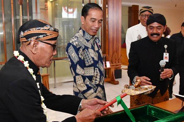  Enggak Sanggup Merawat Sendiri, Presiden Jokowi Mau Hibahkan Keris Miliknya