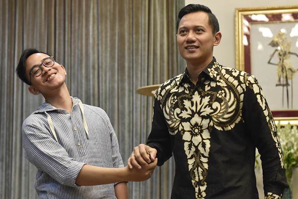  Foto-foto Pertemuan Gibran Rakabuming Raka dan Agus Harimurti Yudhoyono