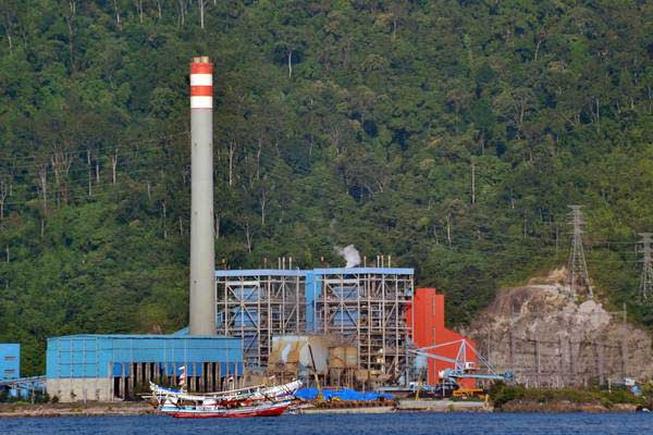  PEMBANGKIT LISTRIK : PLTU Jadi Beban  Jangka Panjang PLN