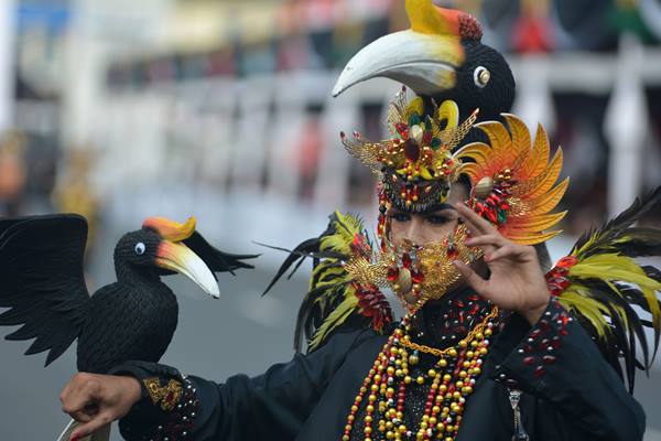  Indahnya Beragam Kostum Nusantara di Jember Fashion Carnaval ke-16