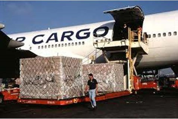  LOGISTIKOS : Regulasi Baru, Investasi Baru