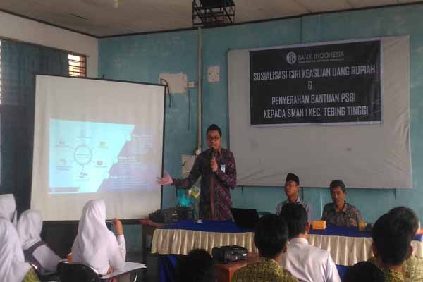  BI Riau Sosialisasikan Rupiah di SMA Tebing Tinggi