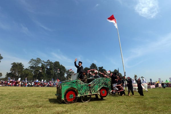  FOTO: Meriahnya Karnaval di Lapangan Malabar Pangalengan Rayakan HUT Kemerdekaan