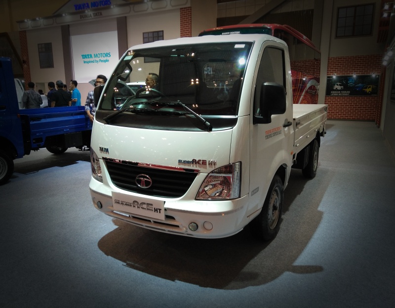  GIIAS 2017: Tata Motors Jual 84 Unit Selama Pameran