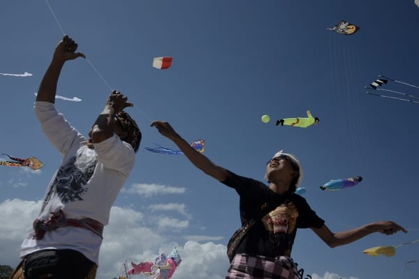  Kite Festival, Bermain Layang-Layang Tingkatkan Toleransi & Gotong Royong