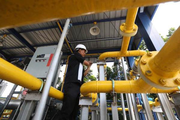  Tangki Penyimpan Gas Pertamina di Makassar Ambruk