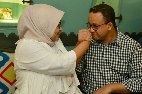  Anies Baswedan dan Keluarga Pergi Berhaji