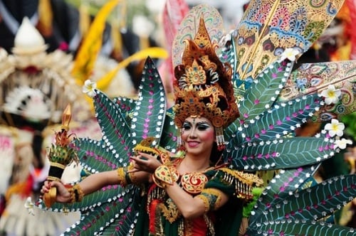  Kostum Pemenang Ajang Internasional Bakal Ramaikan Karnaval Parahyangan