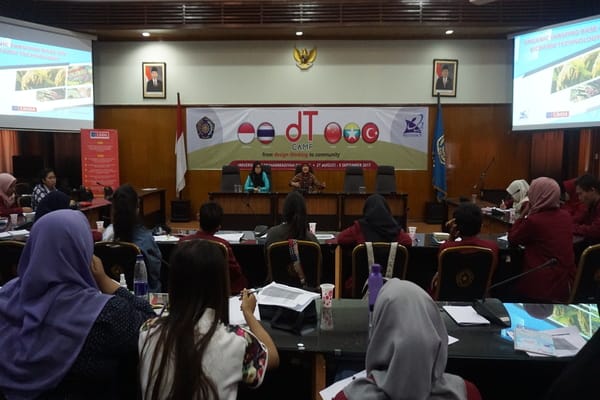  UMM Perkenalkan Riset Pertanian Organik ke Mahasiswa Asing