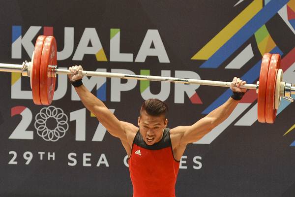  Angkatan Snatch Deni Berbuah Emas