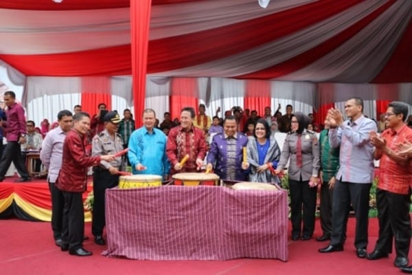  Sawahlunto International Songket Carnival Bukti Eksistensi Songket