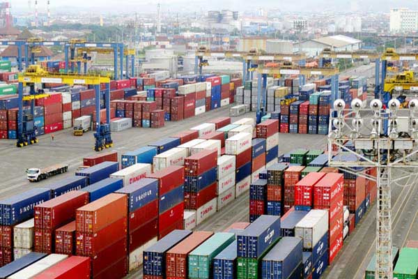  Juli, Terminal Peti Kemas Semarang Angkat 367.869 TEUS