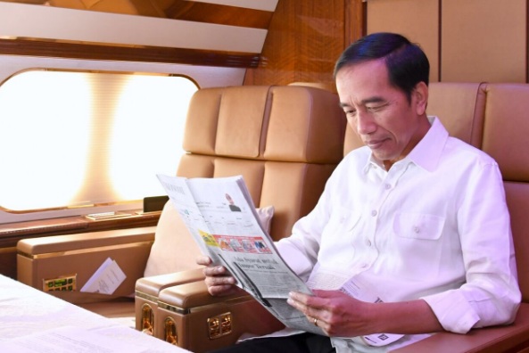  Kunjungan Kerja ke Sukabumi, Presiden Jokowi Tumpangi Kereta Luar Biasa