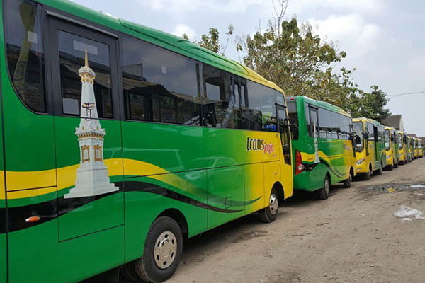  15 Unit Bus Hino Siap Beroperasi di Yogyakarta