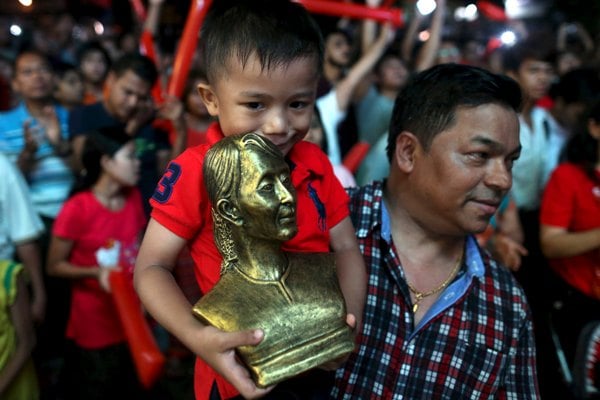  Penghargaan Nobel Aung San Suu Kyi Dicabut?