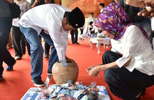  Bupati Dedi Ikut Sumbang Aksi Peduli Tragedi Rohingya