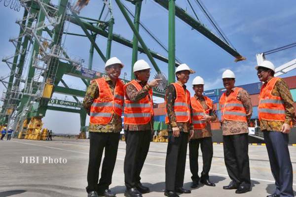  PEMERIKSAAN FISIK BARANG   : Forwarder Keluhkan Layanan NPCT-1