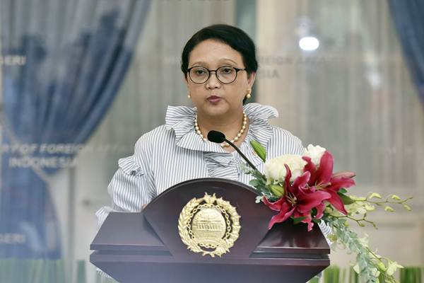  Menlu Retno Minta Myanmar Hentikan Kekerasan di Rakhine