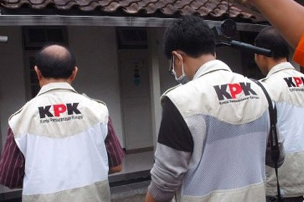  KPK Geledah Kantor Kesyahbandaran Tanjung Emas