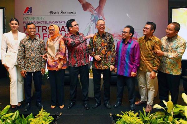  Bisnis Indonesia dan Metrodata Gelar CxO Forum