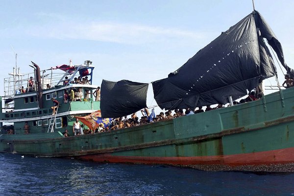  Pengungsi Rohingnya di Bangladesh Capai 270.000 Orang. Dua Kamp Pengungsian Penuh Sesak