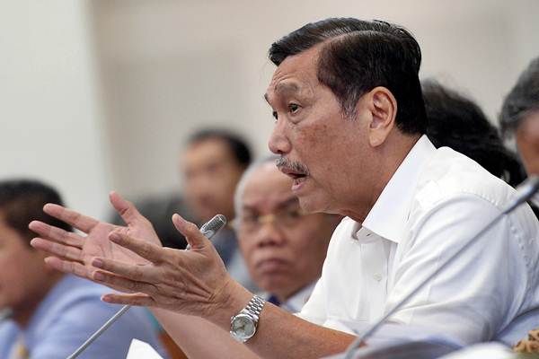  Luhut Ingatkan Kewaspadaan Penyelundupan Bila Bandara Silangit Resmi Jadi Bandara Internasional