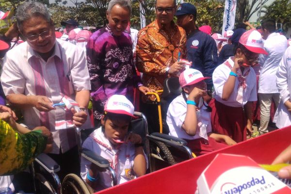  Pepsodent Memulai Bulan Kesehatan Gigi Nasional 2017 di Semarang