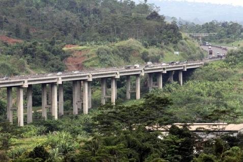  Pembangunan Jalan Tol Batang-Semarang Lebih Cepat dari Target