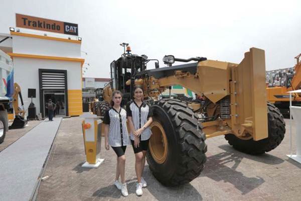  Trakindo Luncurkan Motor Grader Caterpillar Seri M Generasi Terbaru