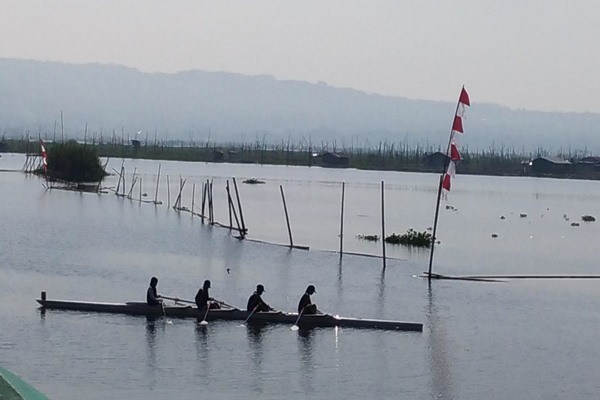  Rawapening Ajang Lomba Dayung Pelajar Nasional