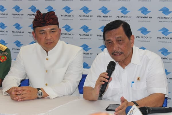  Menko Maritim Meminta Tarif Jasa di Pelabuhan Benoa Diturunkan