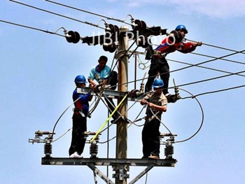  ELEKTRIFIKASI JATIM, PLN Targetkan Bisa 100% pada 2019