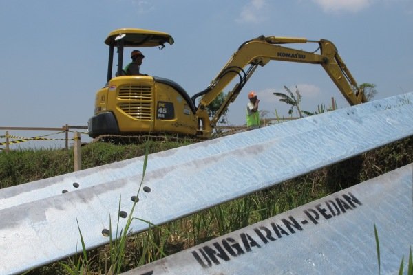  PLN Memulai Proyek SUTET 500 kV Jalur Utara Jawa di Ungaran