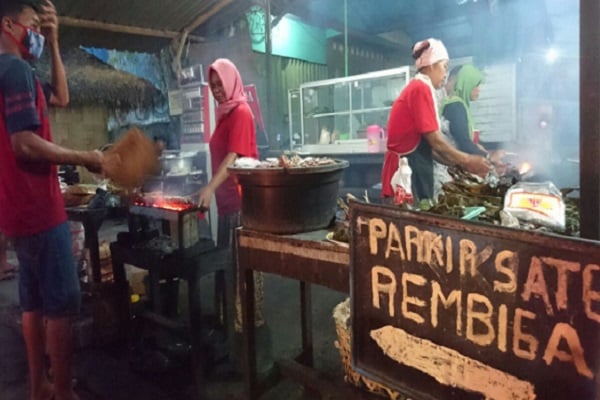  EAT : Pedas Gurihnya Rembiga Mataram