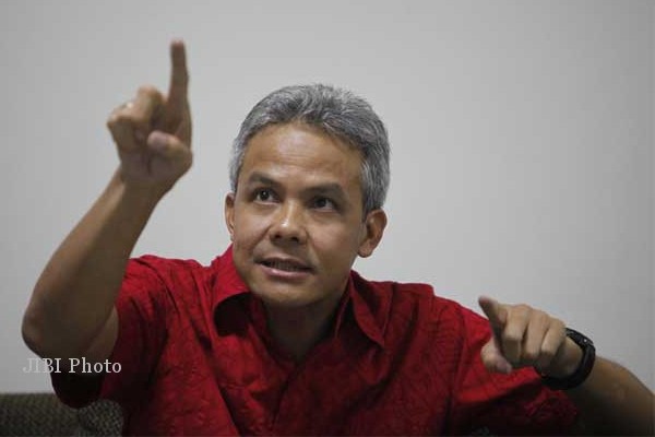  Hari Tani Nasional: Mentan Serahkan Purwaceng ke Ganjar Biar Prima