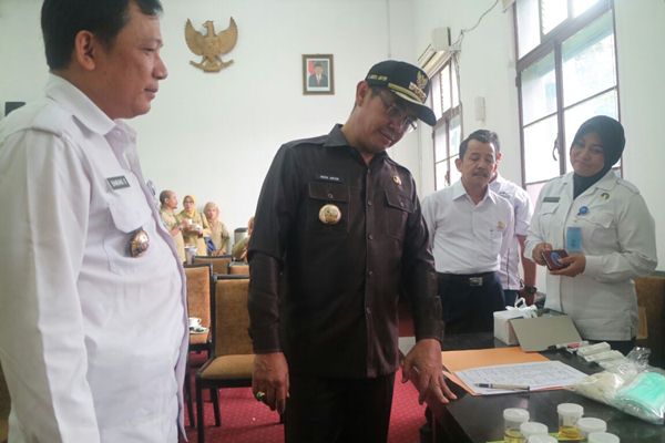  Wali Kota Malang dan 900 PNS di lingkup Pemkot Malang dites urine