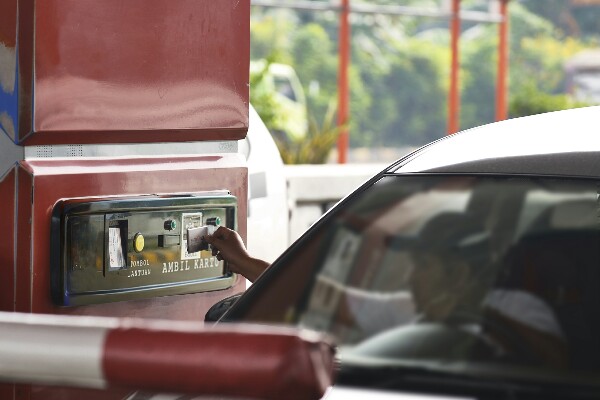  Mulai Oktober, Tol Tangerang-Merak Siap Terima Uang Elektronik