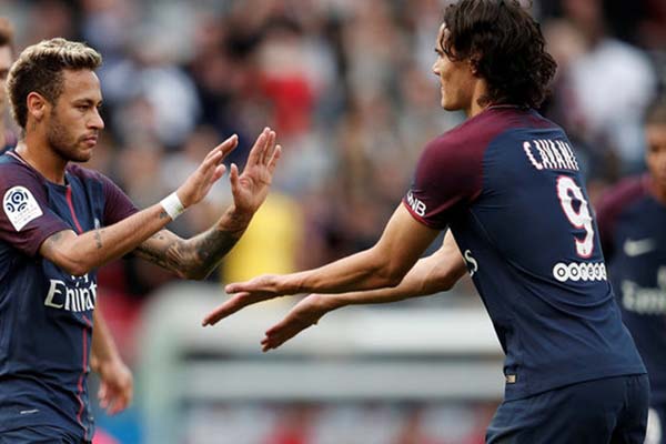  Top Skor Liga Prancis, Cavani & Neymar Bayangi Falcao