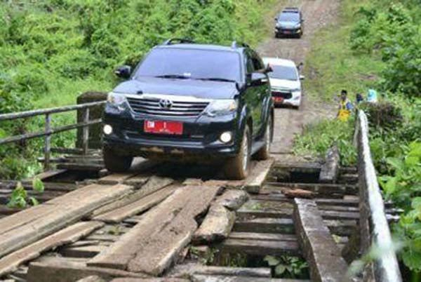  Akses Jalan dan Listrik di Tolinggula Dijanjikan Tuntas 2018