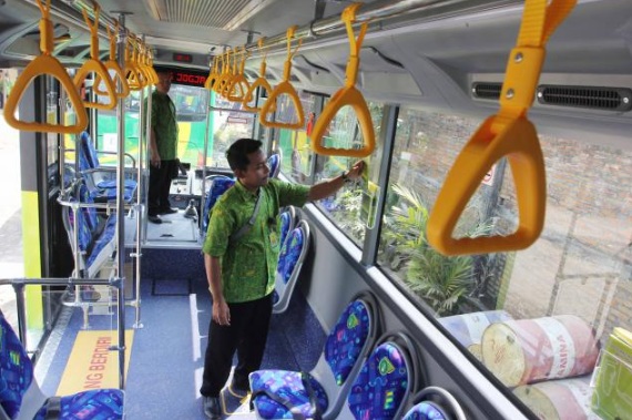  Bus Khusus Disabilitas Mulai Beroperasi di Bandung