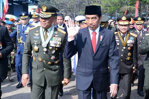  PUNCAK PERINGATAN HUT : Panglima: Jangan Ragukan Kesetiaan TNI