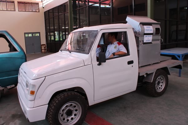  SMKN 2 Klaten Rintis Produksi Mobil Perdesaan