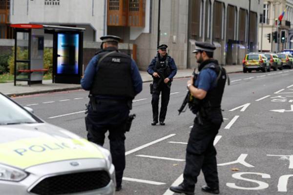  Pria Pengendara Mobil Tabrak 11 Orang Dekat Museum London