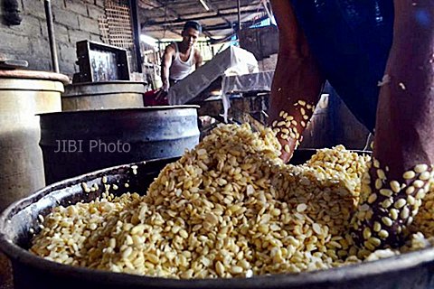  Pemkot Samarinda Akan Tutup Paksa Industri Tahu Tempe di Tepi Sungai