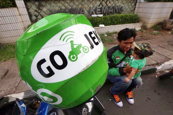  Elektronifikasi Pintu Tol, Gojek Bantu Jualan Uang Elektronik