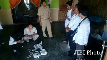  Perajin Suvenir Sangiran Alih Profesi Menjadi Buruh Bangunan