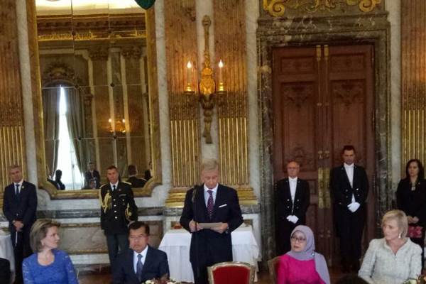  FESTIVAL EUROPALIA 2017 : JK Sampaikan Salam Jokowi ke Raja Philippe